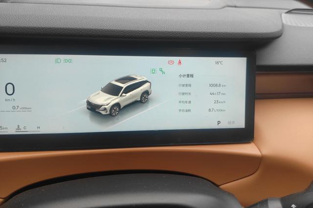 Geely Boyue L 2025, фото 17