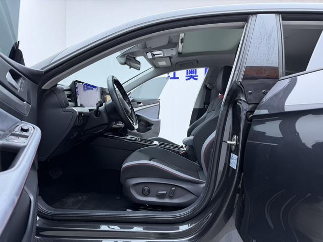 Volkswagen Lingdu 2023, фото 5