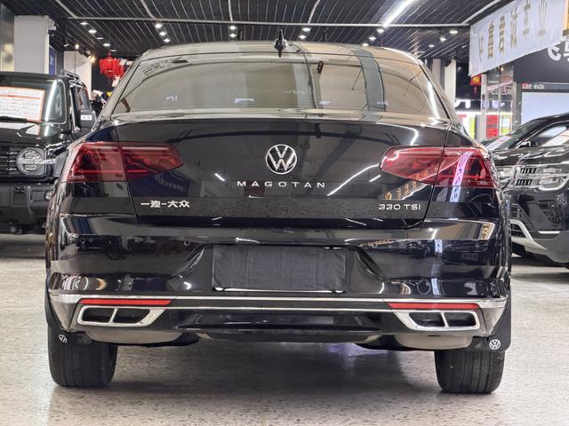 Volkswagen Passat 2023, фото 9