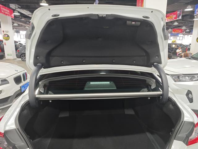 Toyota Camry 2024, фото 14