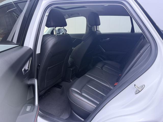 Audi Q2L 2022, фото 8