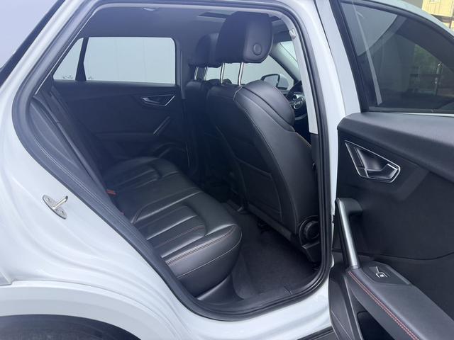 Audi Q2L 2022, фото 9