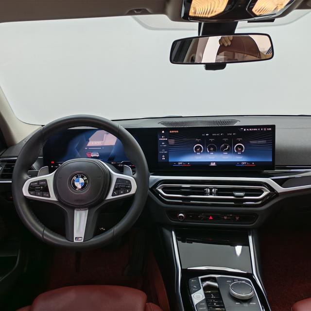BMW 3 2023, фото 11