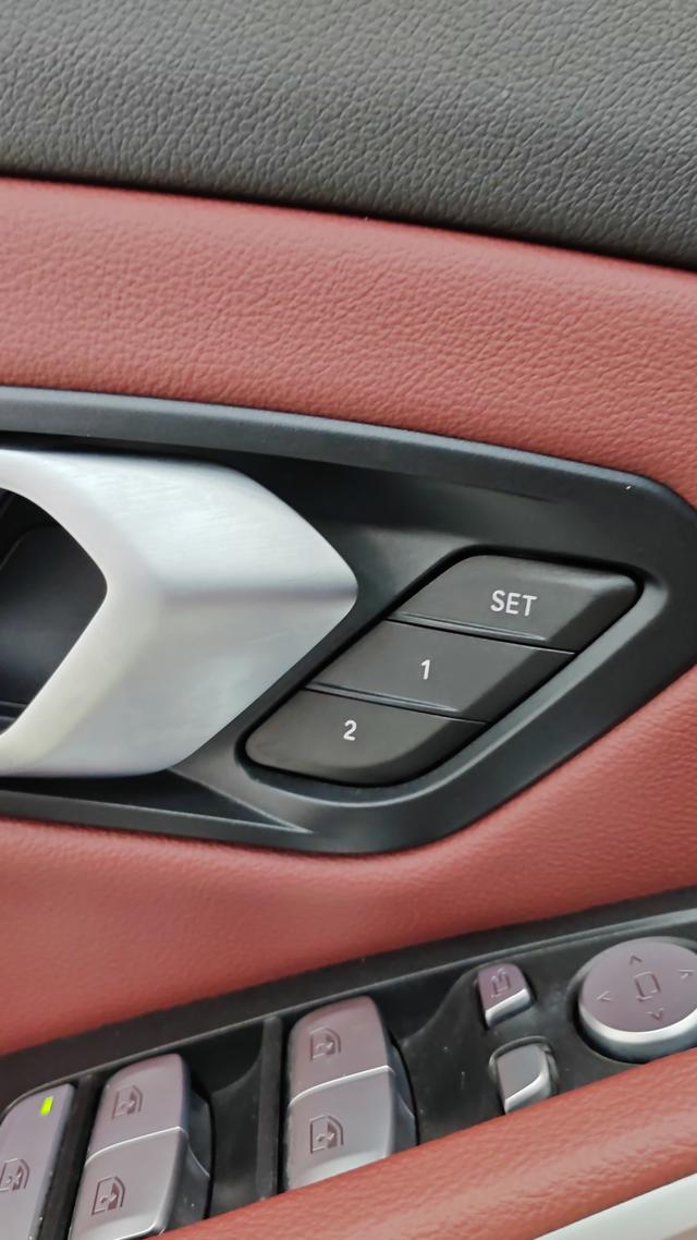BMW 3 2023, фото 15