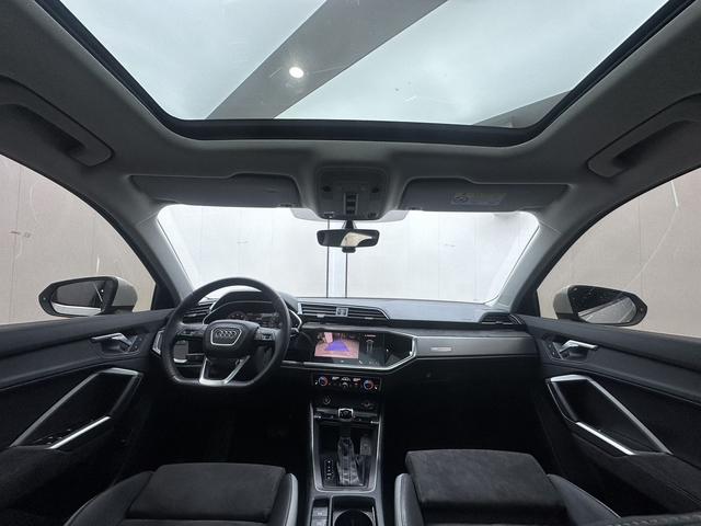 Audi Q3 2022, фото 16