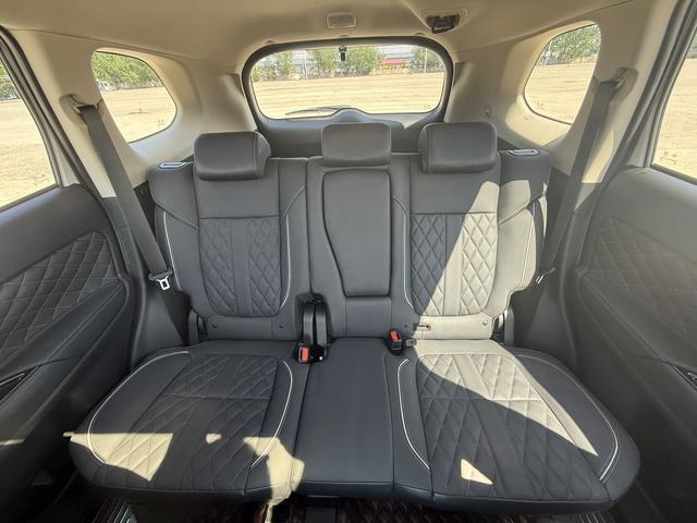 Mitsubishi Outlander 2021, фото 12