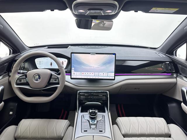 BYD Tang 2025, фото 9