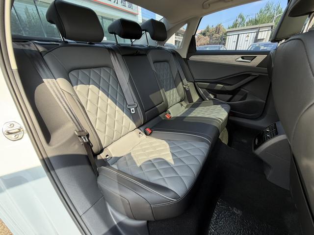 Volkswagen Jetta 2024, фото 14