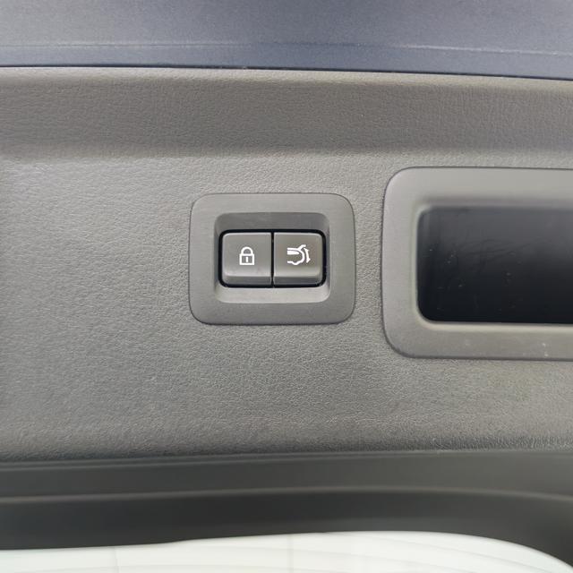 Mazda CX-50 2023, фото 16