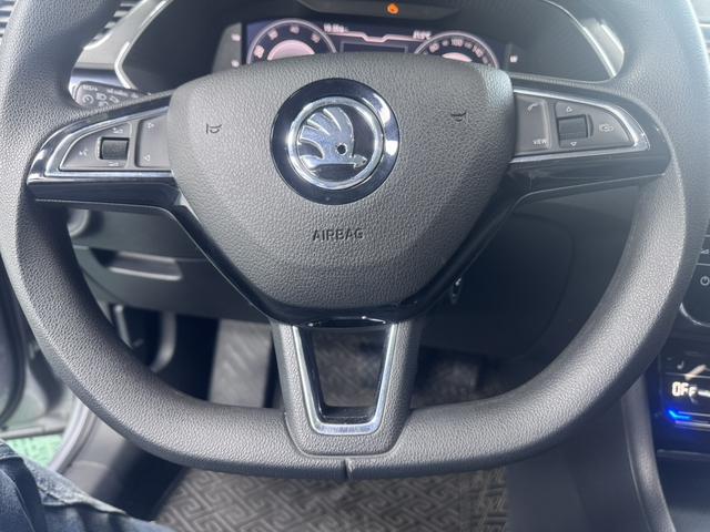 Skoda Superb 2023, фото 11