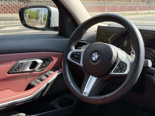 BMW 3 2023, фото 12