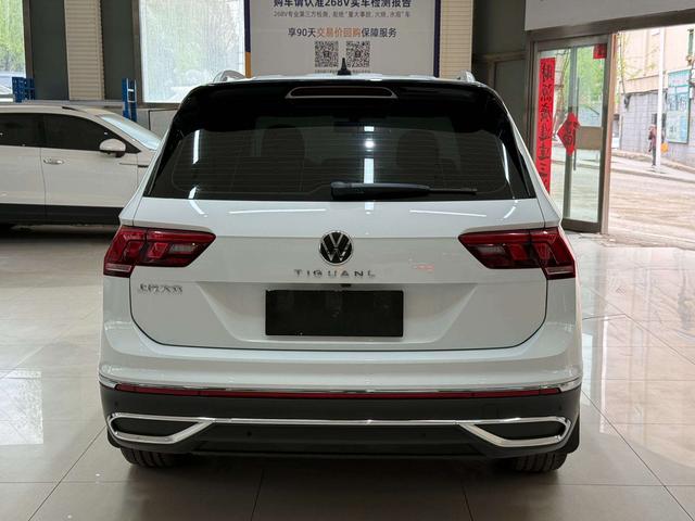 Volkswagen Tiguan 2023, фото 5