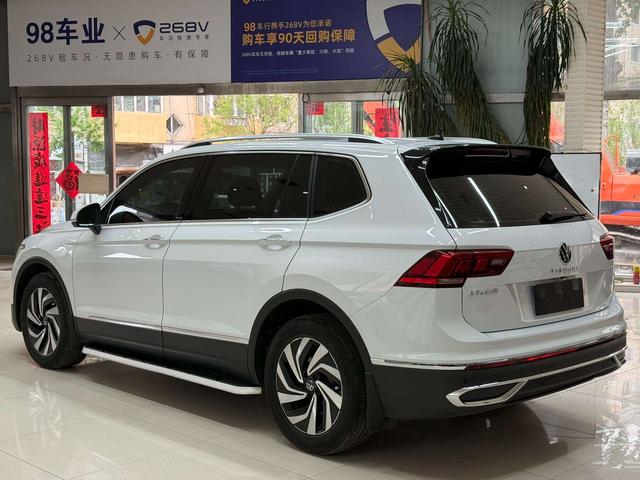 Volkswagen Tiguan 2023, фото 6