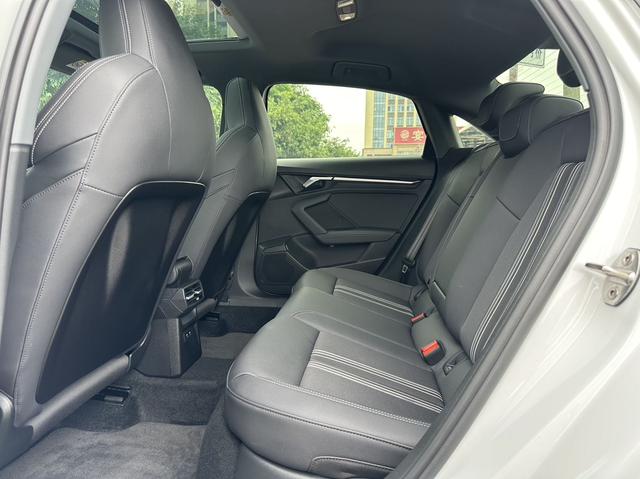 Audi A3 2022, фото 6