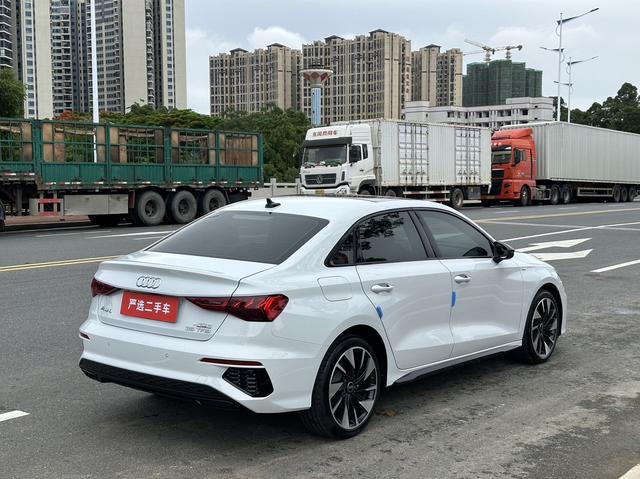 Audi A3 2022, фото 11