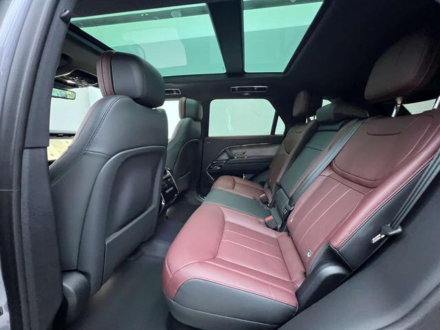 Land Rover Range Rover Sport 2024, фото 13
