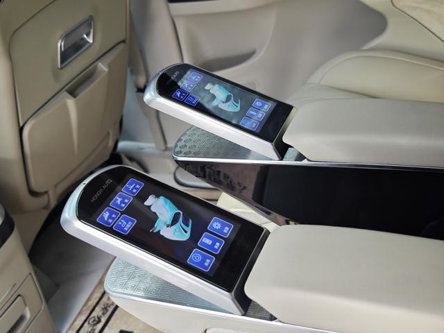 Buick GL8 2022, фото 14
