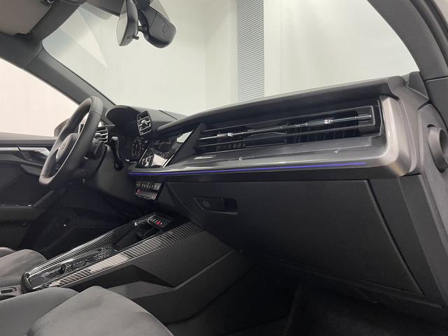 Audi A3 2023, фото 13