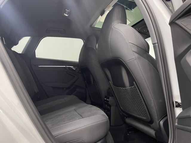 Audi A3 2023, фото 14