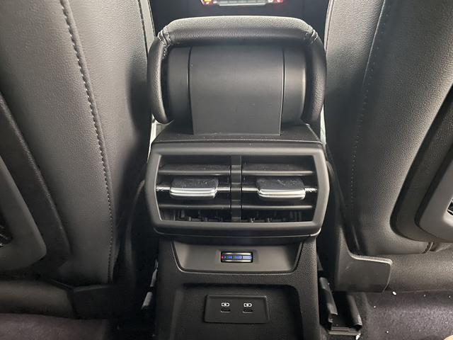 Audi A3 2023, фото 16