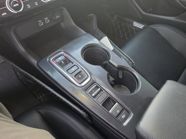 Honda Civic 2022, фото 16