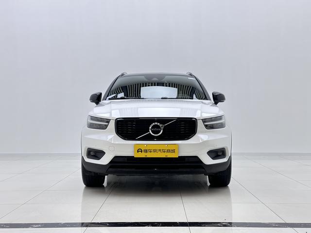 Volvo XC40 2021, фото 2