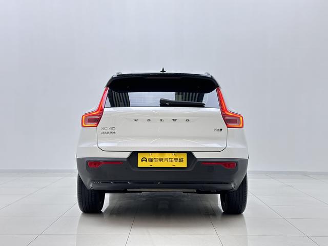 Volvo XC40 2021, фото 6