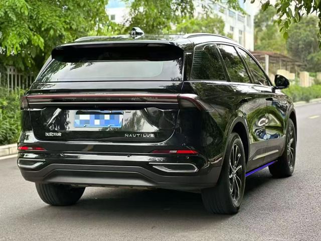 Lincoln Nautilus 2023, фото 7