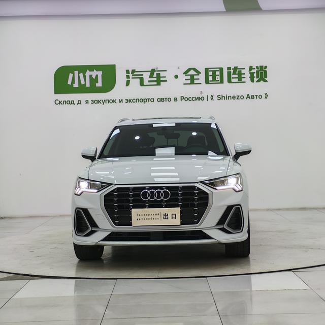 Audi Q3 2022, фото 2