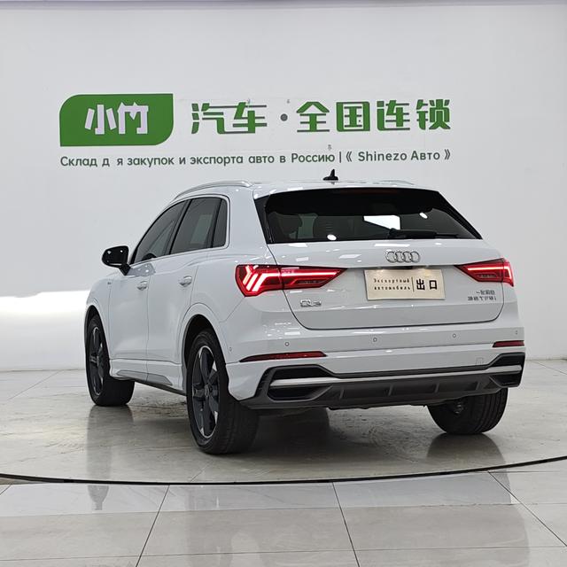 Audi Q3 2022, фото 4