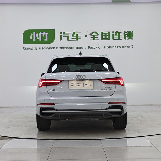 Audi Q3 2022, фото 6