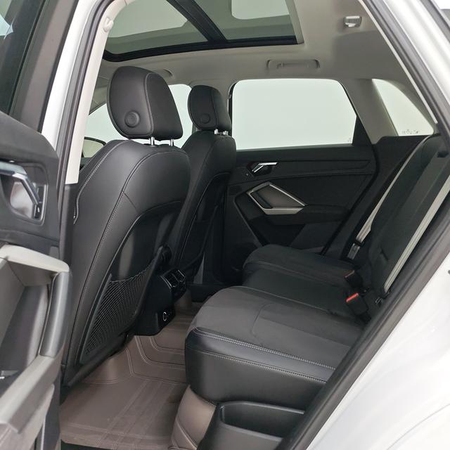 Audi Q3 2022, фото 9