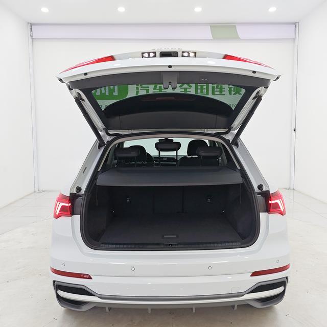 Audi Q3 2022, фото 16