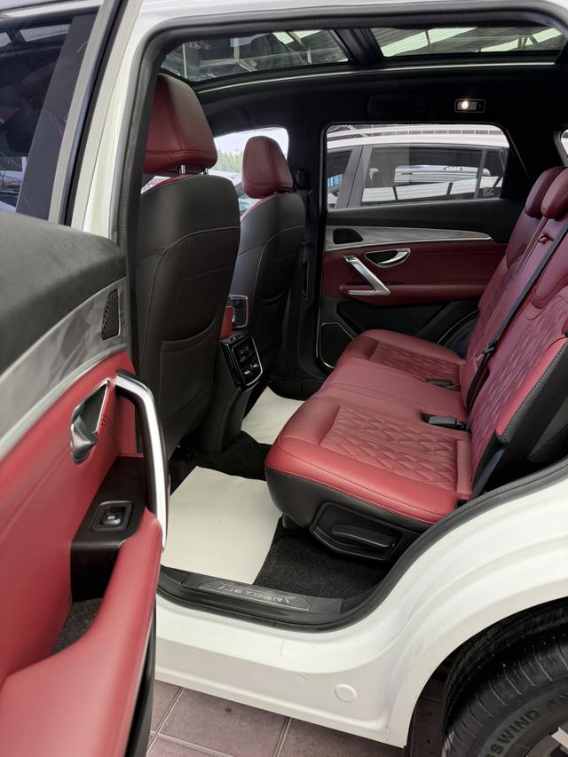 Jietu X70 PLUS 2023, фото 16