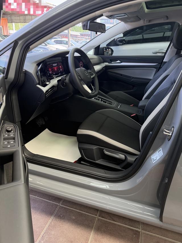 Volkswagen Golf 2021, фото 17