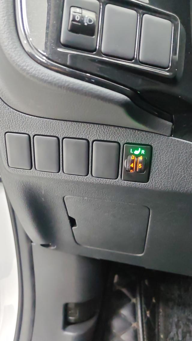 Mitsubishi Outlander 2021, фото 14
