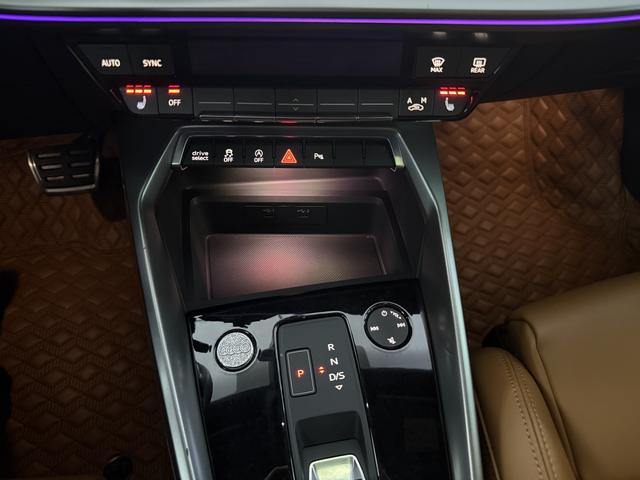 Audi A3 2023, фото 17