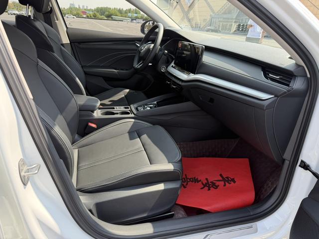 Skoda Octavia 2023, фото 16