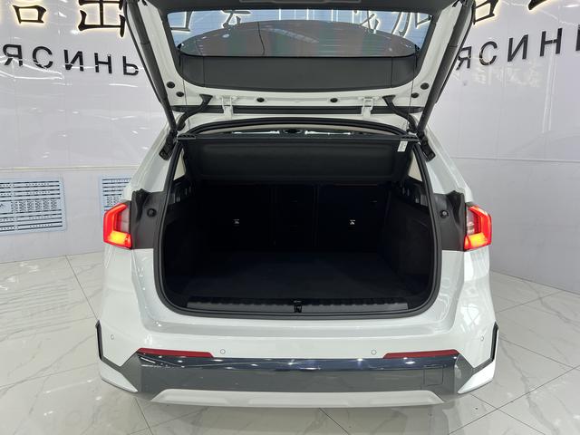 BMW X1 2023, фото 17