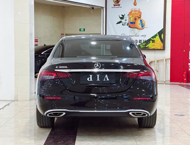 Mercedes-Benz E-Class 2022, фото 2