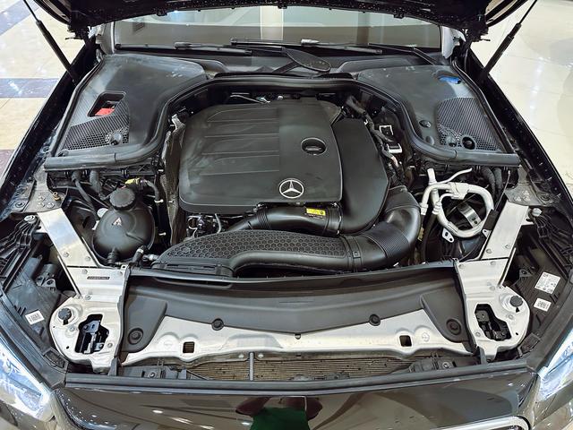 Mercedes-Benz E-Class 2022, фото 6