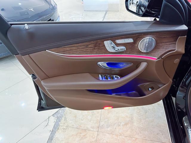 Mercedes-Benz E-Class 2022, фото 14