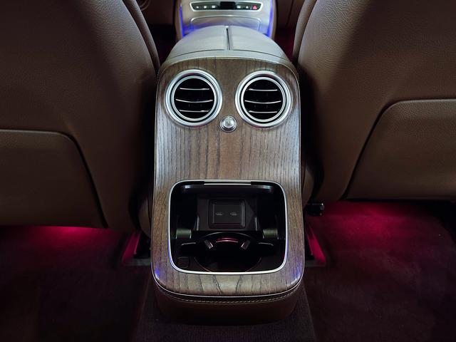 Mercedes-Benz E-Class 2022, фото 15