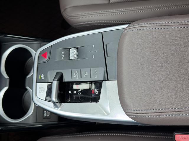 BMW X1 2023, фото 16