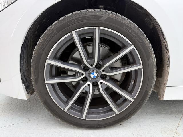 BMW 3 2023, фото 15