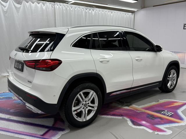 Mercedes-Benz GLA 2022, фото 6
