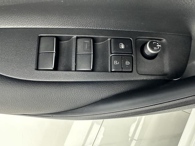 Toyota Corolla 2022, фото 12