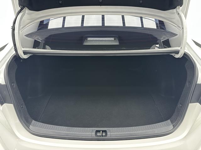 Toyota Corolla 2022, фото 17