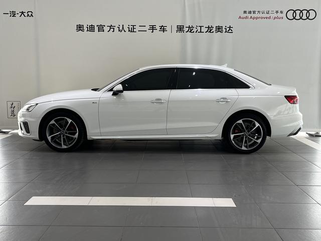 Audi A4L 2022, фото 3