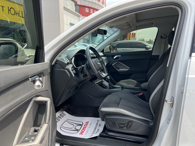 Audi Q3 2022, фото 7